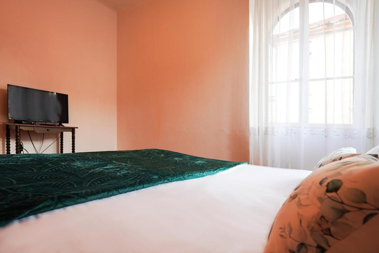Tranquil Urban Escape Apartment Split Bagian luar foto